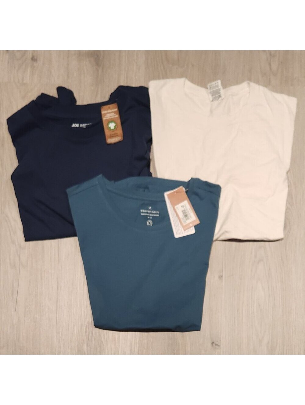 Women's Tshirts Tee shirts Short Sleeve Sz Medium Lot of 3 - 2 NWT